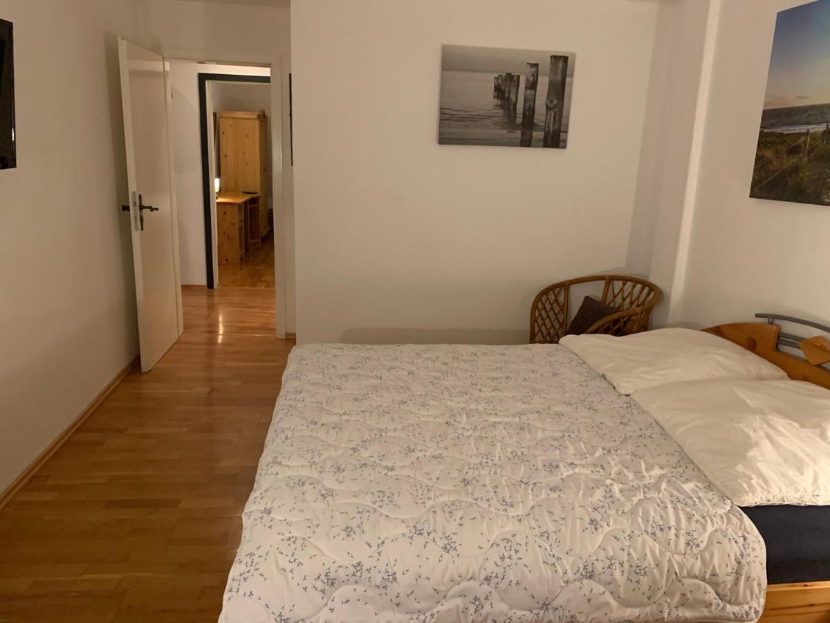 Sudstadt-Fewo Mit Grossem Balkon Nahe City Und Meer - Uber Den Dachern Von Whv Wilhelmshaven Luaran gambar